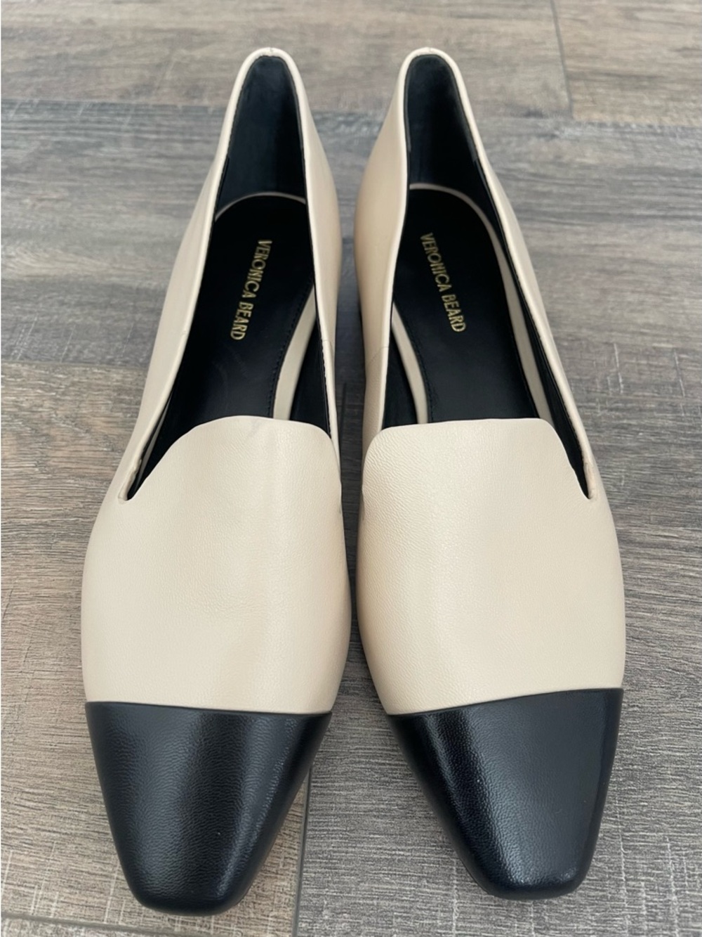 New Veronica Beard Cecile Cap Toe Loafer size 7